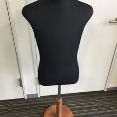♪店内ディスプレイ トルソー マネキン 脚付 洋服 中古 (NF...