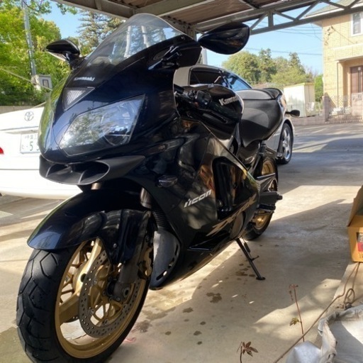 ［4月20日まで売り出し！］ZX-12R マレーシア仕様　車検6月まで、乗って帰れます！