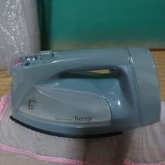 アイロン+アイロン台+大物アイロン用　こたつ板　すべてまとめてお譲りします。の画像