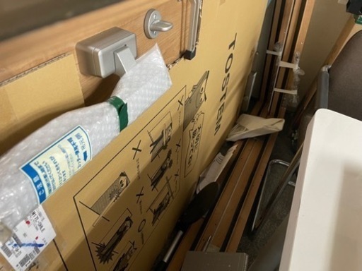 リクシル片開き扉未使用品