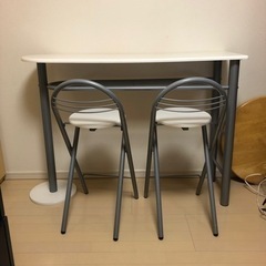 白テーブル&イス二脚セット