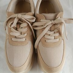 美品☆厚底スニーカーM
