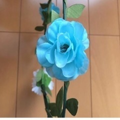 ⭐︎新品⭐︎花かんむり　ホワイト×ブルー　ヘアアクセサリーの画像