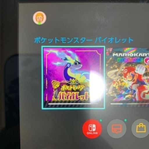 Switch売ります、カセット5つ着いてます。