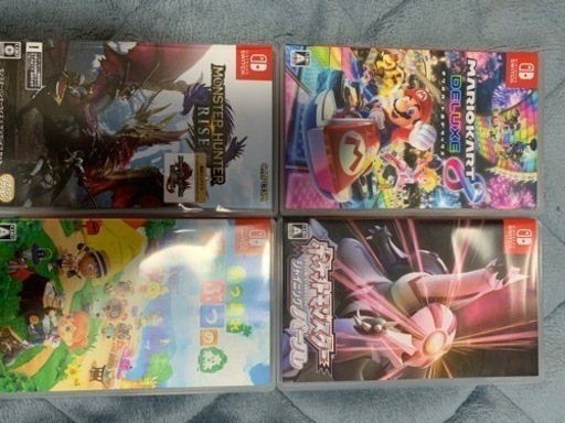Switch売ります、カセット5つ着いてます。