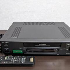 VHSビデオデッキ　ジャンクの画像