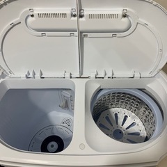二層式洗濯機の画像