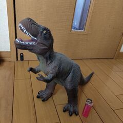 恐竜フィギュアの画像