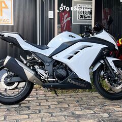 美車 カワサキ Ninja250 ホワイト 保証付き フェンダーレス 社外レバー＆バーエンド キー2本付 ニンジャの画像