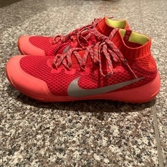 美品　NIKE シューズ　ランニング　23.5の画像