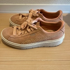 プーマ　スウェードスニーカー　ピンク　23.5