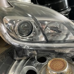 トヨタ　プリウス　30 後期HIDヘッドランプ　ヘッドライト左右セット　中古品 HIDセット 中古 トヨタ プリウス 30 後期HID ヘッドランプ ヘッド