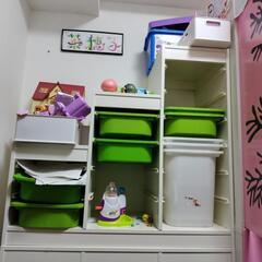 IKEA（イケア）おもちゃ収納棚トロファスト