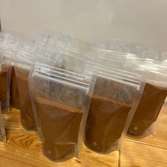 栄養満点オリジナルブレンド　メダカのエサ　そら野テラスで販売