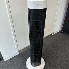 アイリスオーヤマ 扇風機 タワーファン さスリム 左右自動首振り...