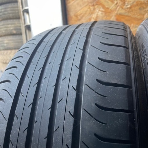 バリ山　DUNLOP ダンロップ　SP SPORTMAXX 050 225/40R18 夏タイヤ　2018年製　18インチ