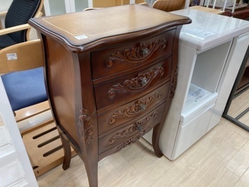 【トレファク名古屋徳重】アンティーク風4段チェストのご紹介です！