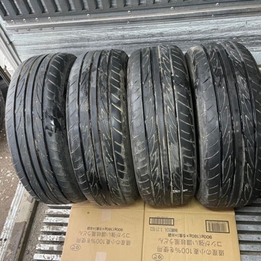 バリ山　YOKOHAMA ヨコハマ　ADVAN FLEVA 165/55R15 夏タイヤ　2018年製　15インチ