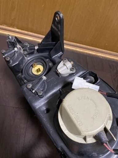 スズキ カプチーノ ヘッドライト 右側のみ（運転席側） EA11 R EA21R