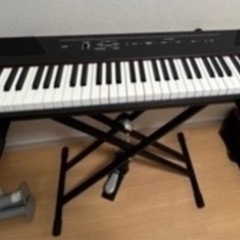 電子ピアノ　ALESIS RECITAL 