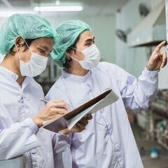 ＼高時給★シフト制★未経験OK／フィルム製造の検査・機械オペレー...