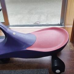 スイングカー