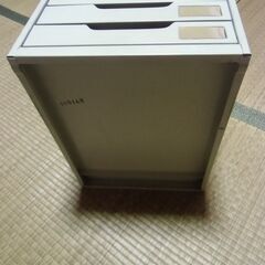 コクヨ 三段 引き出し 書類入れ 金属製 白系 お譲りします。＊石川県＊美川より＊期間限定の画像