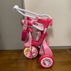 キティちゃん　三輪車　舵取り棒付きの画像