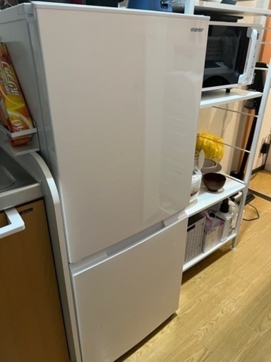SHARP 冷蔵庫　152L (5/11-5/14取りに来られる方)