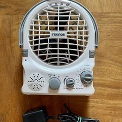 TEKNOS ミニ多機能充電式12cm羽根扇風　型番BKL-M85