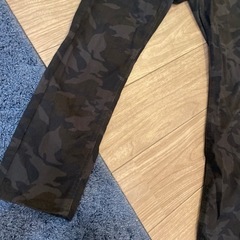 迷彩柄パンツ　Mメンズの画像