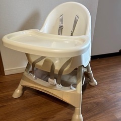 ベビーチェア　ご飯　食事　子どもの画像