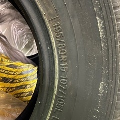 195/80R15 スタッドレスタイヤ 4本セット ハイエース等