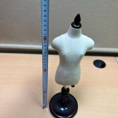 トルソー ミニサイズ 人形洋服 マネキン W110×D110×H370～500㎜ USED品現状にて 引取のみの画像