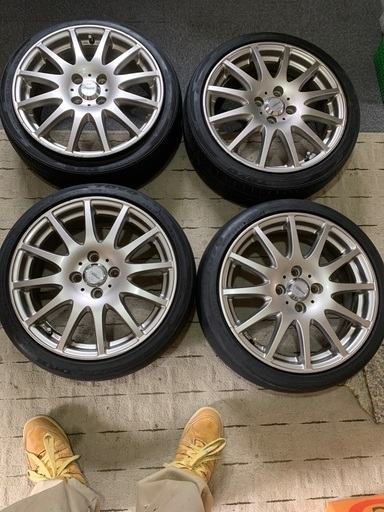 軽自動車を引っ張りタイヤ