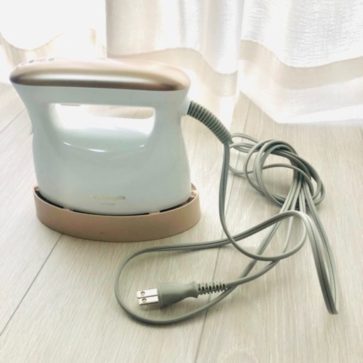 パナソニック Panasonic 衣類スチーマー ピンク