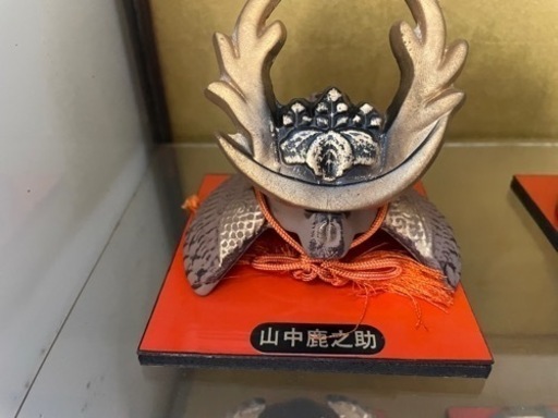 【価格交渉可】武将兜の置物