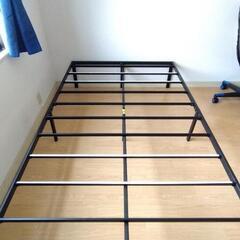 【取りに来れる方、今月中のみ】ZINUS　ベッドフレーム+マットレス20cm セミダブルの画像