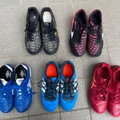 （取引中)サッカーシューズ　21〜23cm