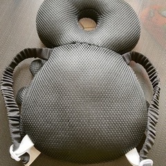 新品　てんとう虫　転倒防止クッションの画像
