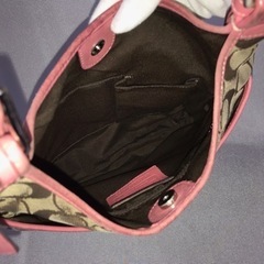 COACH コーチ ピンクレザー×シグネチャー ななめがけショルダーバッグの画像