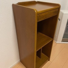 収納棚　500円の画像