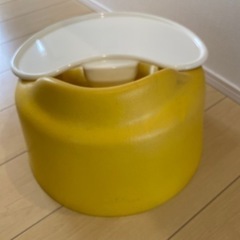 取引中　歩行器　BUMBO 無料の画像
