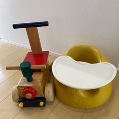 取引中　歩行器　BUMBO 無料