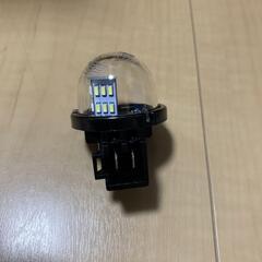 1個　LED ライセンスランプ スズキ ジムニー jb23w jb64w K1の画像