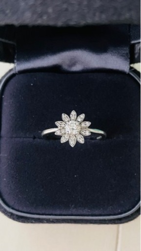 【美品】Tiffany&Co. ティファニー　フラワーリング　婚約指輪　エンゲージリング