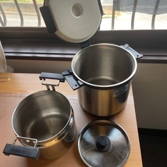 保温鍋の画像