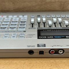 Boss BR600デジタルレコーダーの画像