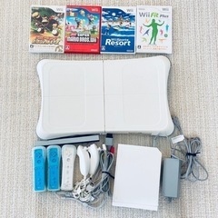 wii本体 / wii fit / ソフト4本 /コントローラー...