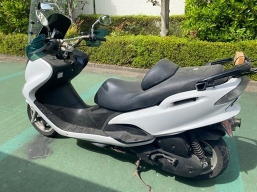 マジェスティ125 白